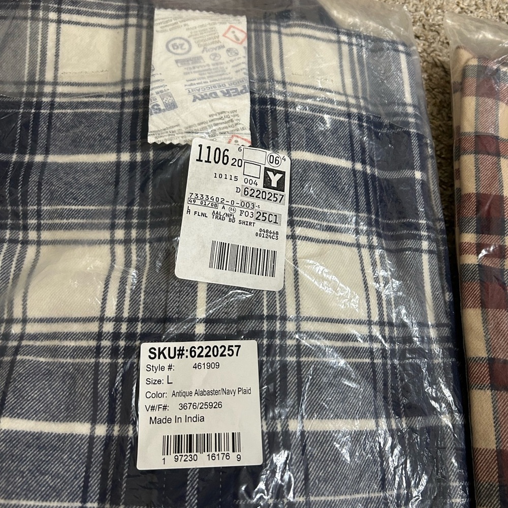 NEW Lands' End Men's Lightweight Coastal Flannel Shirt Blue/Burgundy Plaid Long - Picture 5 of 5